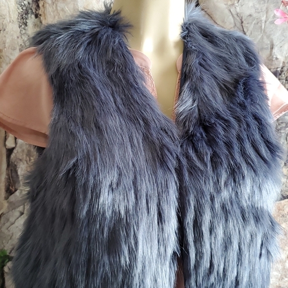 NWT Heartloom Faux -Fur Bardot Vest size XS - Picture 6 of 8